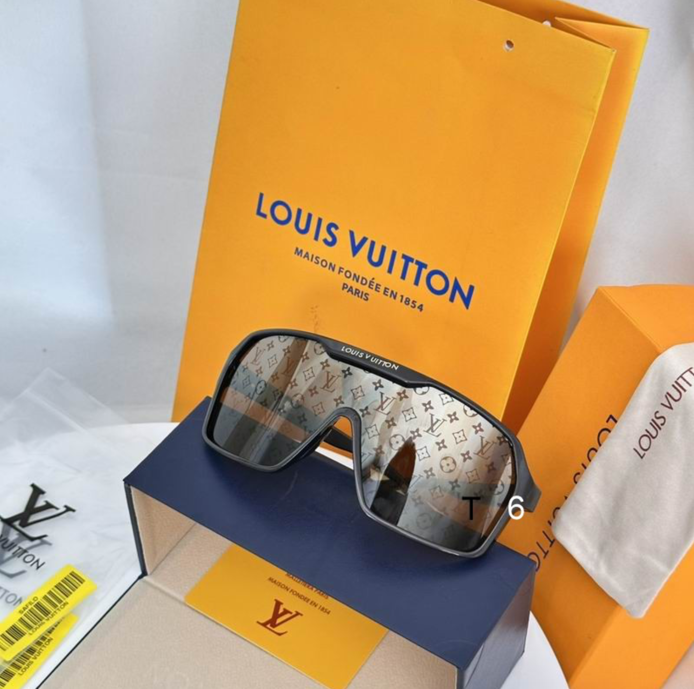 LV Glasses - Black Shield Visor LV Monogram Dark Mirror Lenses
