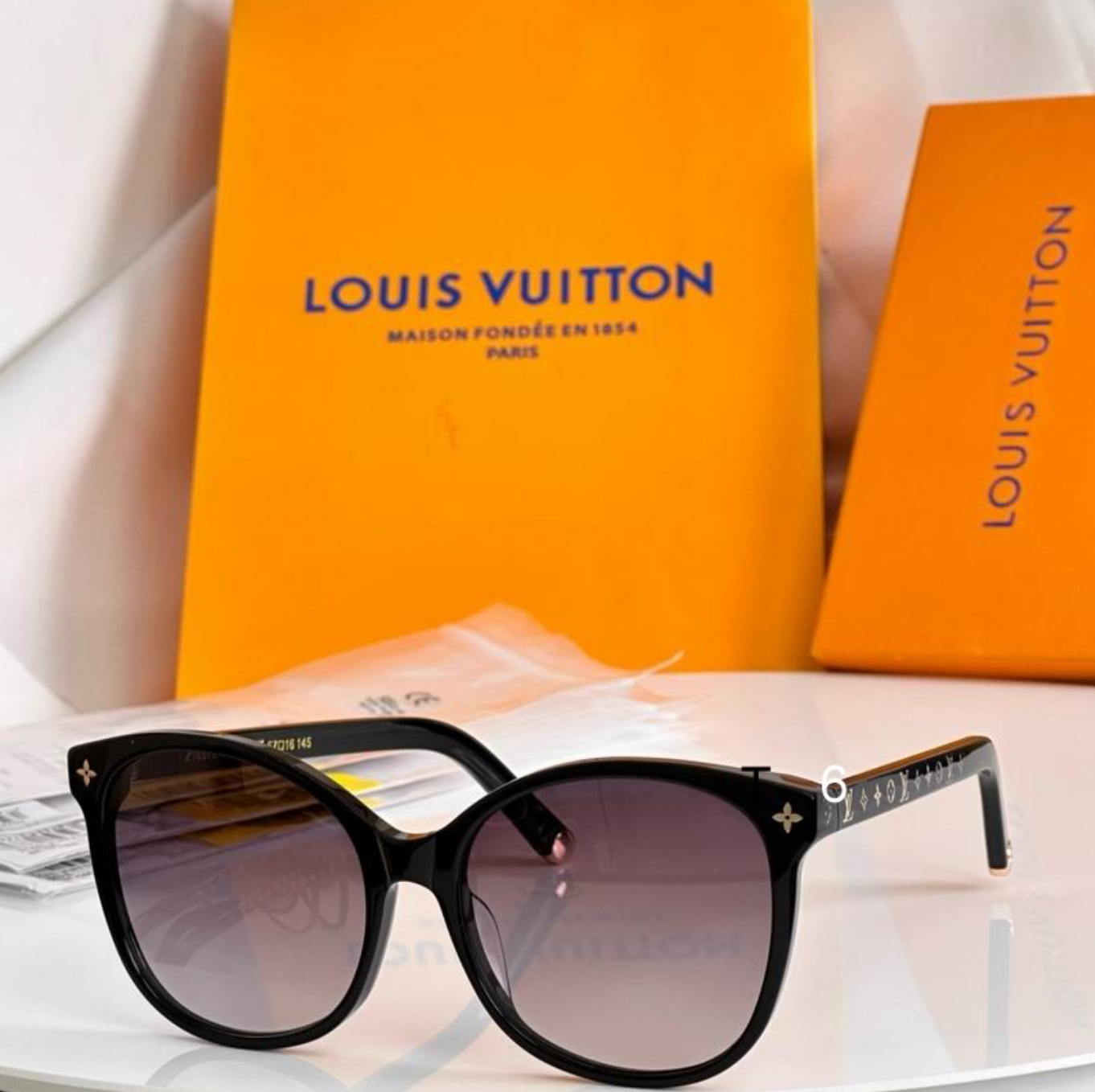 LV Glasses - Black Oversized Cat-Eye LV Monogram Temple Gradient Purple Gray Lenses