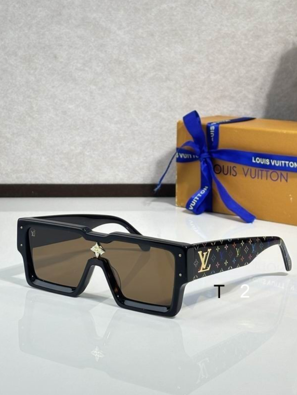 LV Glasses - Black Cyclops Shield Multicolor LV Monogram Solid Brown Lenses