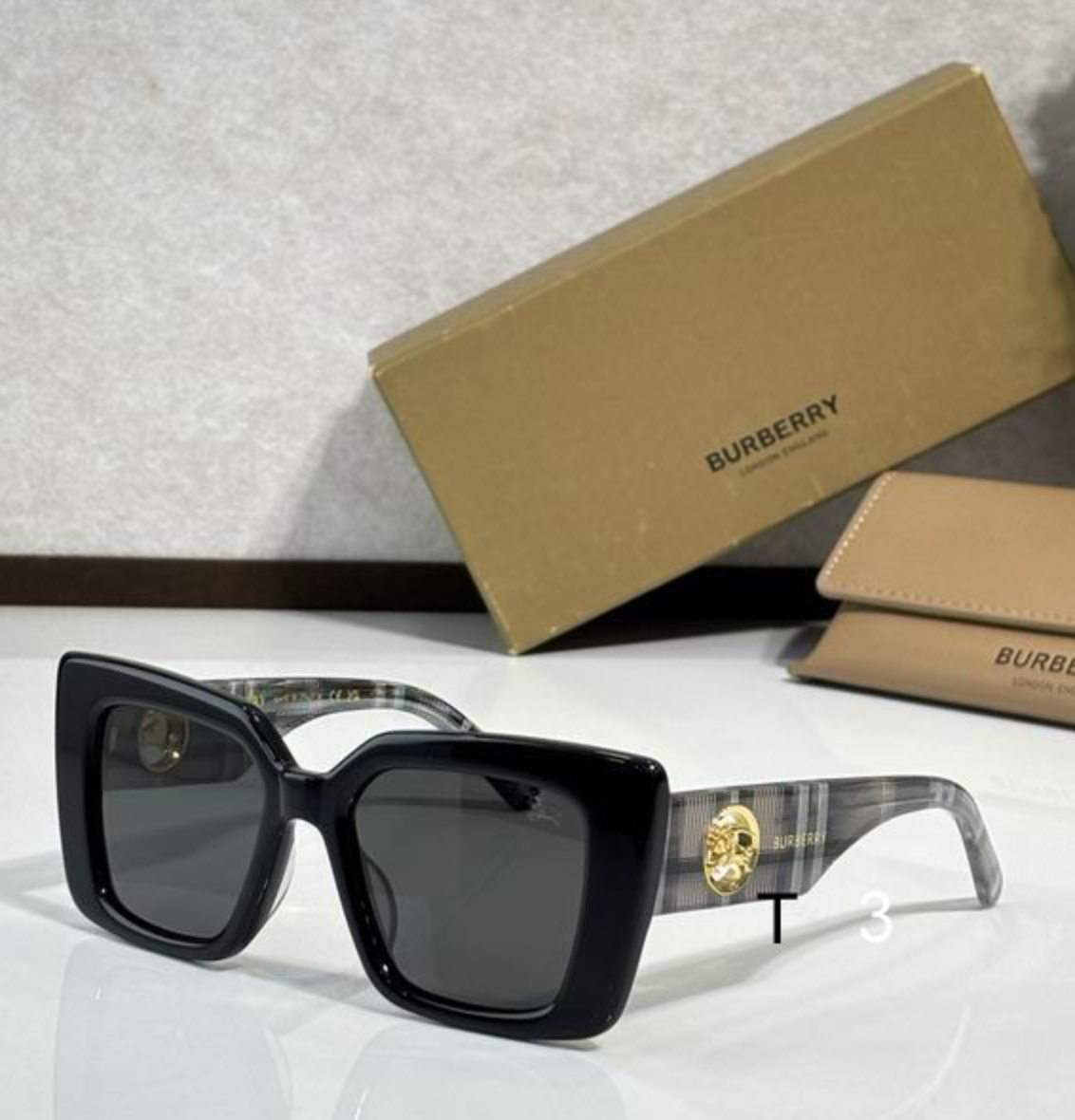 Burbry Glasses - Black Oversized Square Sunglasses Gold Medallion Check Arms