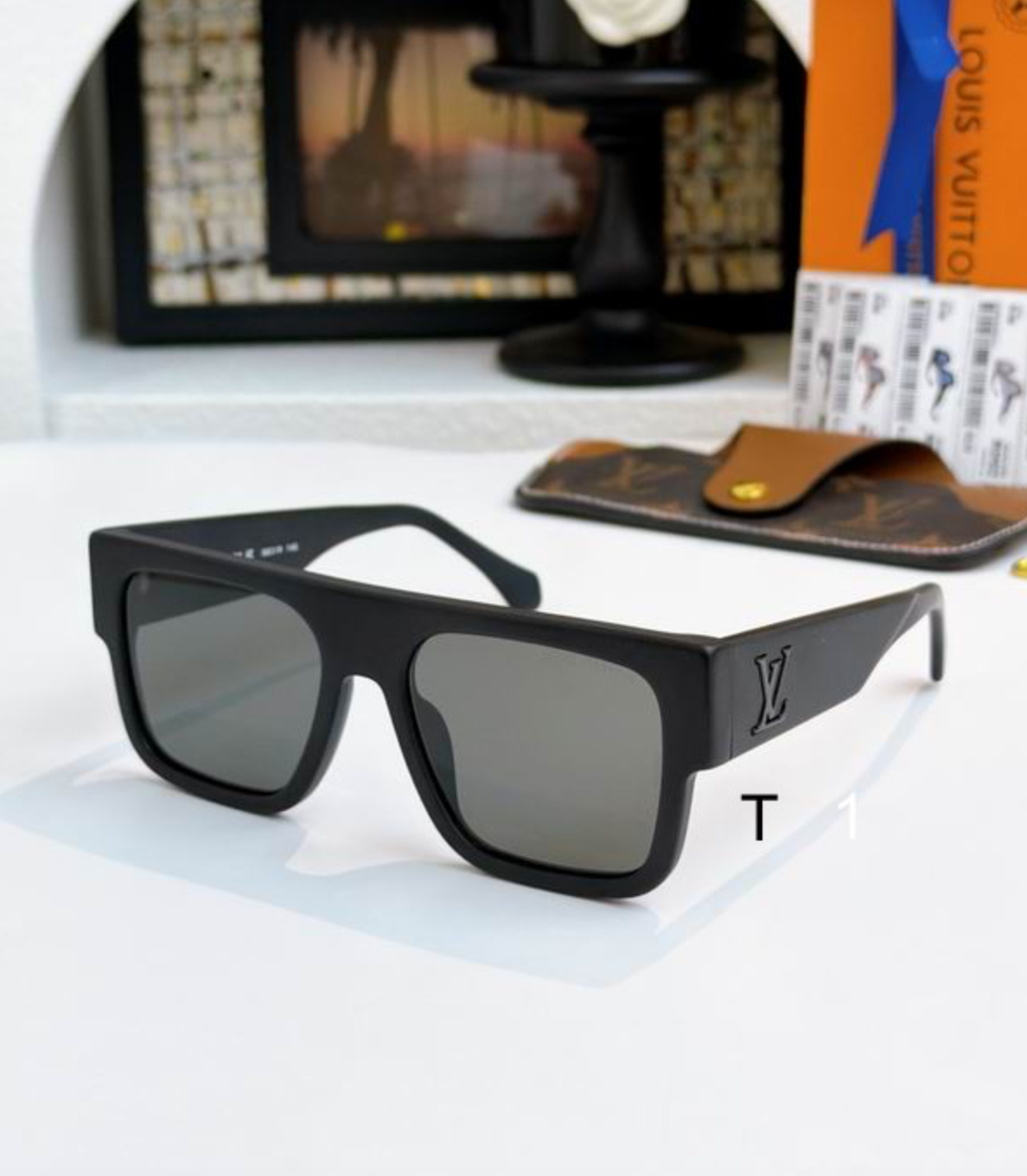 LV Glasses - Matte Black Square Tonal LV Logo Dark Smoke Lenses