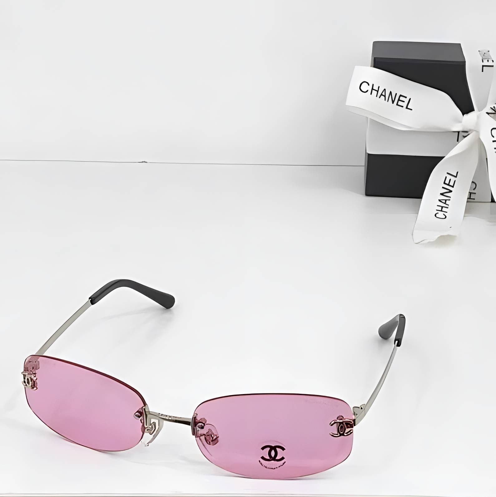 Chnel Glass - Pink Rimless Rectangle Silver CC