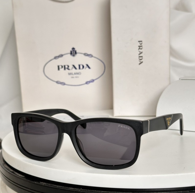 Prda Glasses - Matte Black Square Triangle Logo Dark Lenses