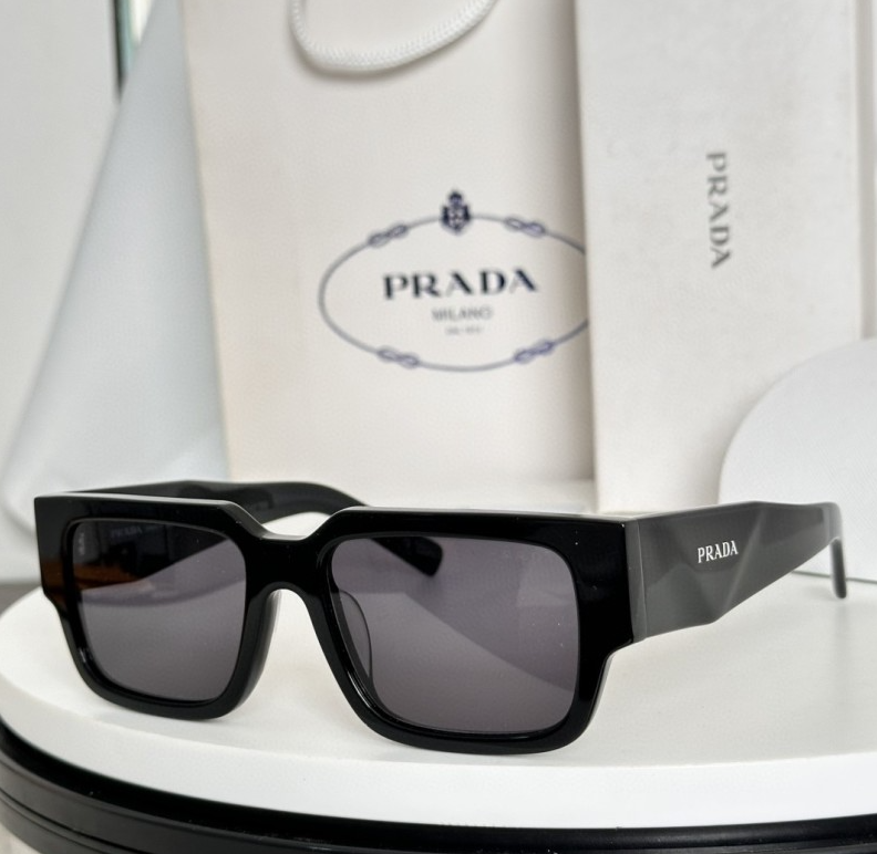 Prda Glasses - Black Rectangular Dark Lenses